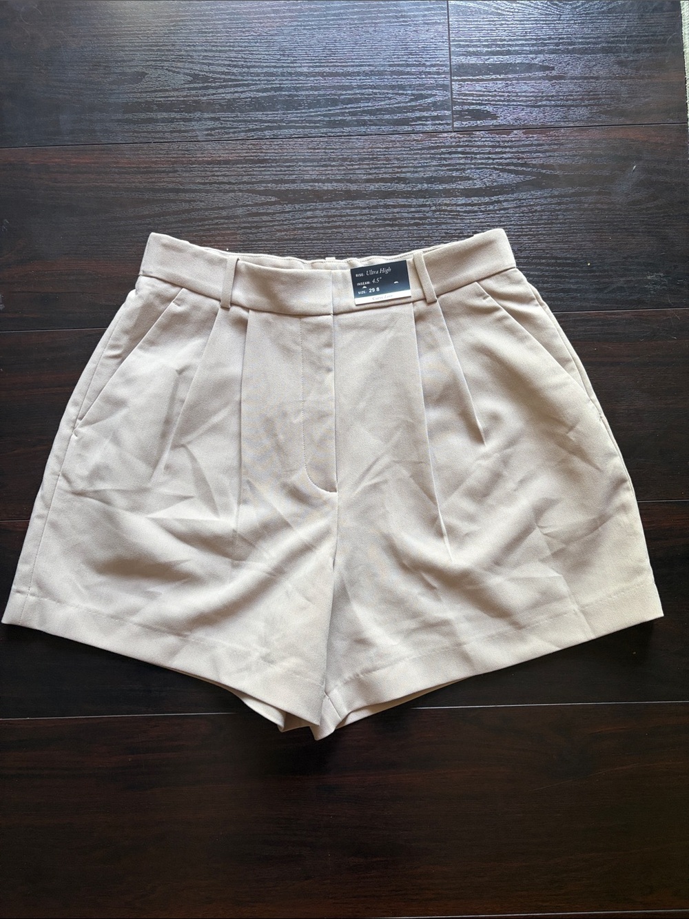 Abercrombie & Fitch High Waist Pleated Shorts in Light Beige